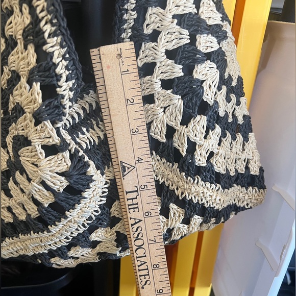 Blue and white straw purse grab bag - Picture 3 of 4